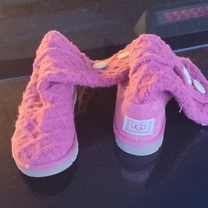 Girls Uggla boots